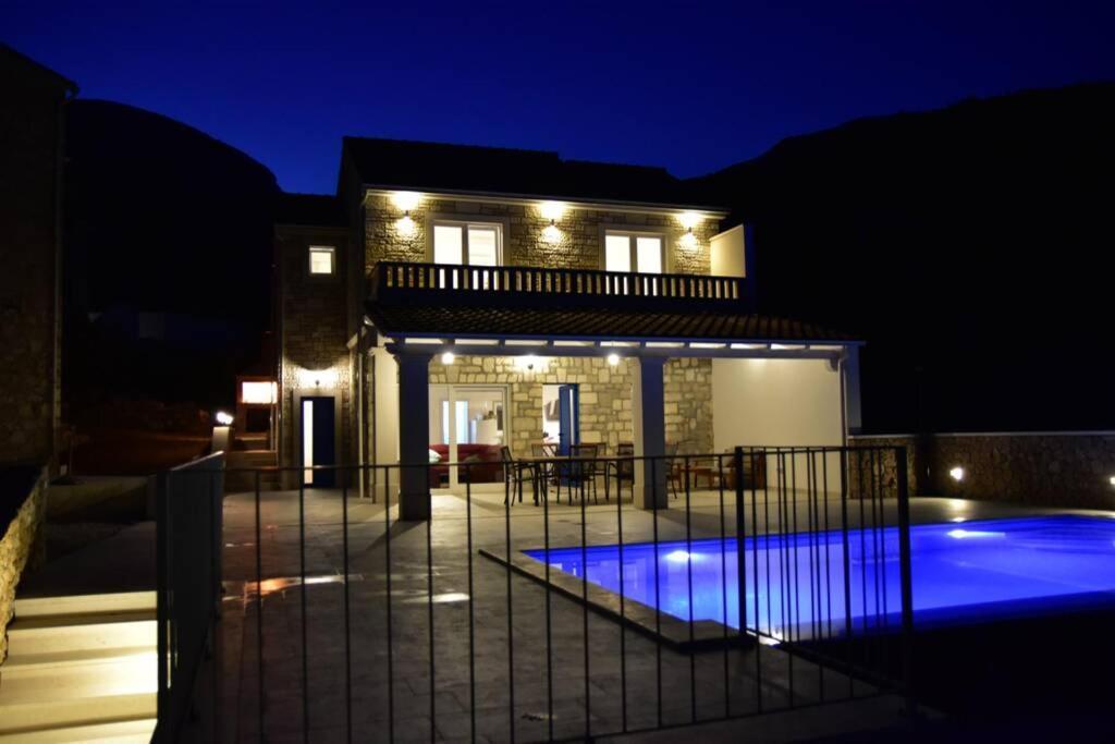 Villa Katarina - Infinity Pool With Amazing View Μπολ Εξωτερικό φωτογραφία
