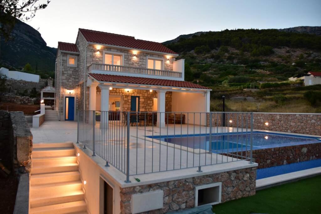 Villa Katarina - Infinity Pool With Amazing View Μπολ Εξωτερικό φωτογραφία