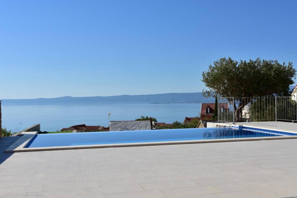 Villa Katarina - Infinity Pool With Amazing View Μπολ Εξωτερικό φωτογραφία